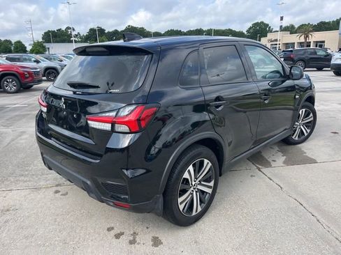 Used 2025 Mitsubishi Outlander Sport LE AWD/4WD image 9