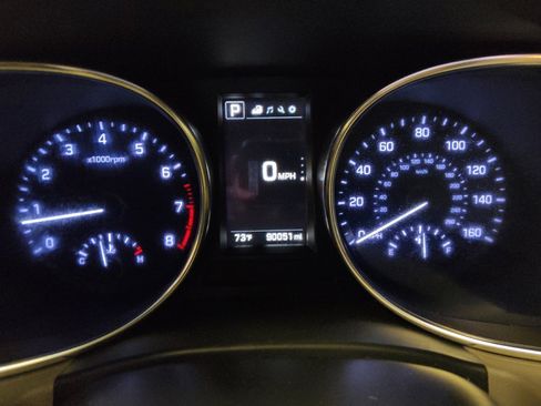 Used 2018 Hyundai Santa Fe Sport 2.0T FWD image 23