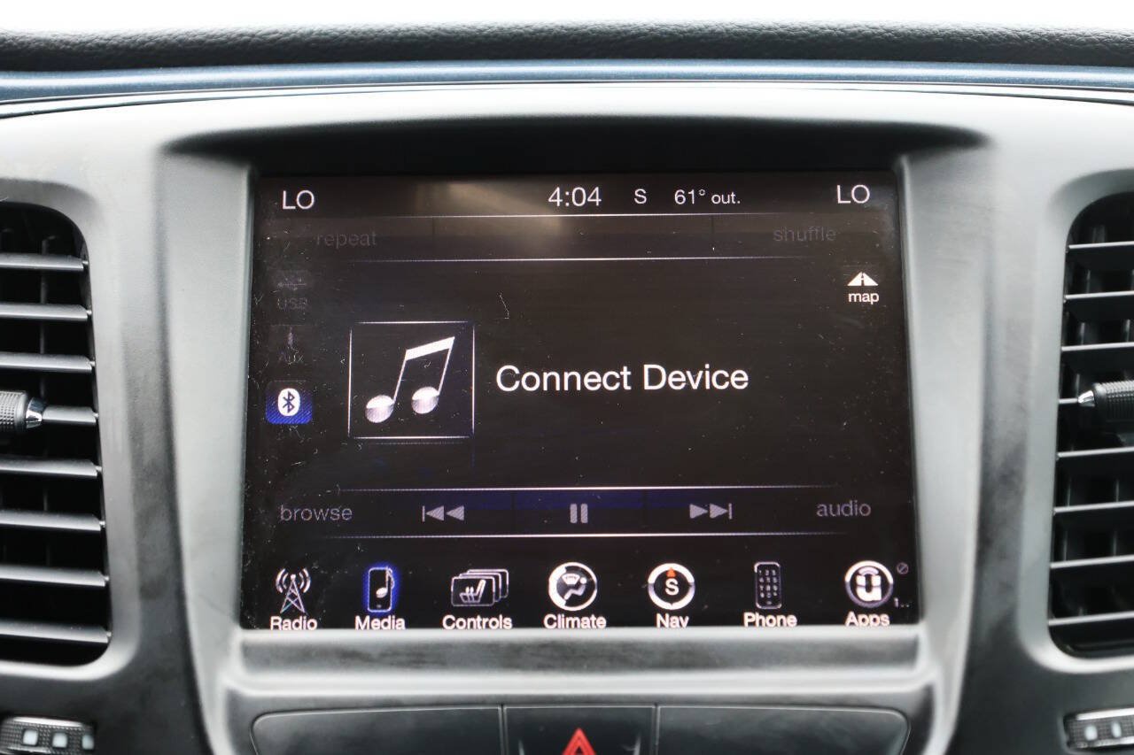 Used 2015 Chrysler 200 S w/ Navigation & Sound Group I FWD image 20