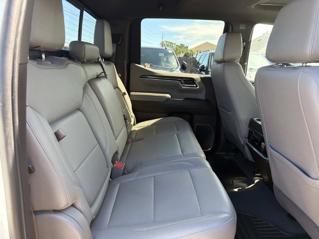 Used 2023 Chevrolet Silverado 1500 LTZ w/ LTZ Convenience Package II AWD/4WD image 12