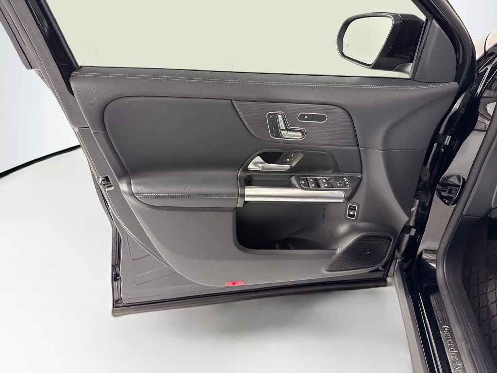 Used 2026 Mercedes-Benz GLA 250 image 24