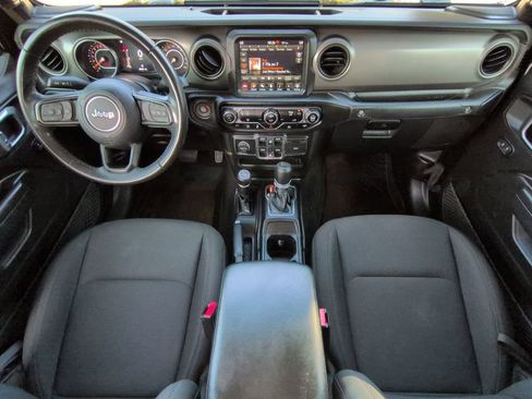 Used 2022 Jeep Gladiator Sport AWD/4WD image 15