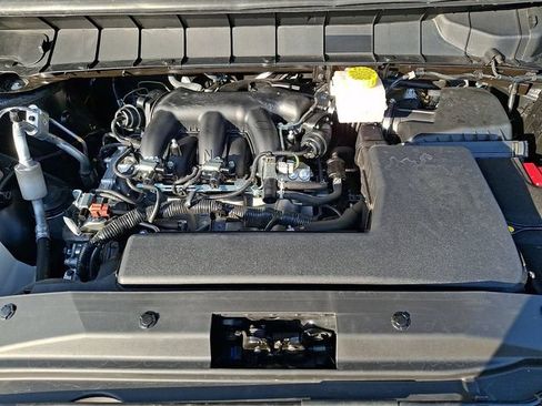 Used 2025 Nissan Pathfinder Platinum w/ Cargo Package AWD/4WD image 29