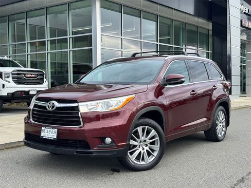 Used 2015 Toyota Highlander XLE image 33