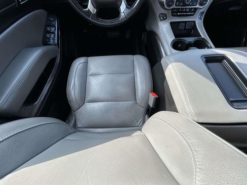 Used 2020 Chevrolet Tahoe LT image 13