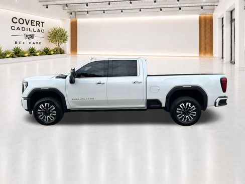 Used 2025 GMC Sierra 2500 Denali Ultimate AWD/4WD image 9