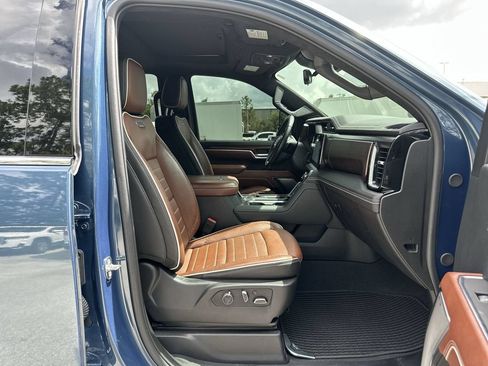 Certified 2024 GMC Sierra 2500 Denali Ultimate AWD/4WD image 28