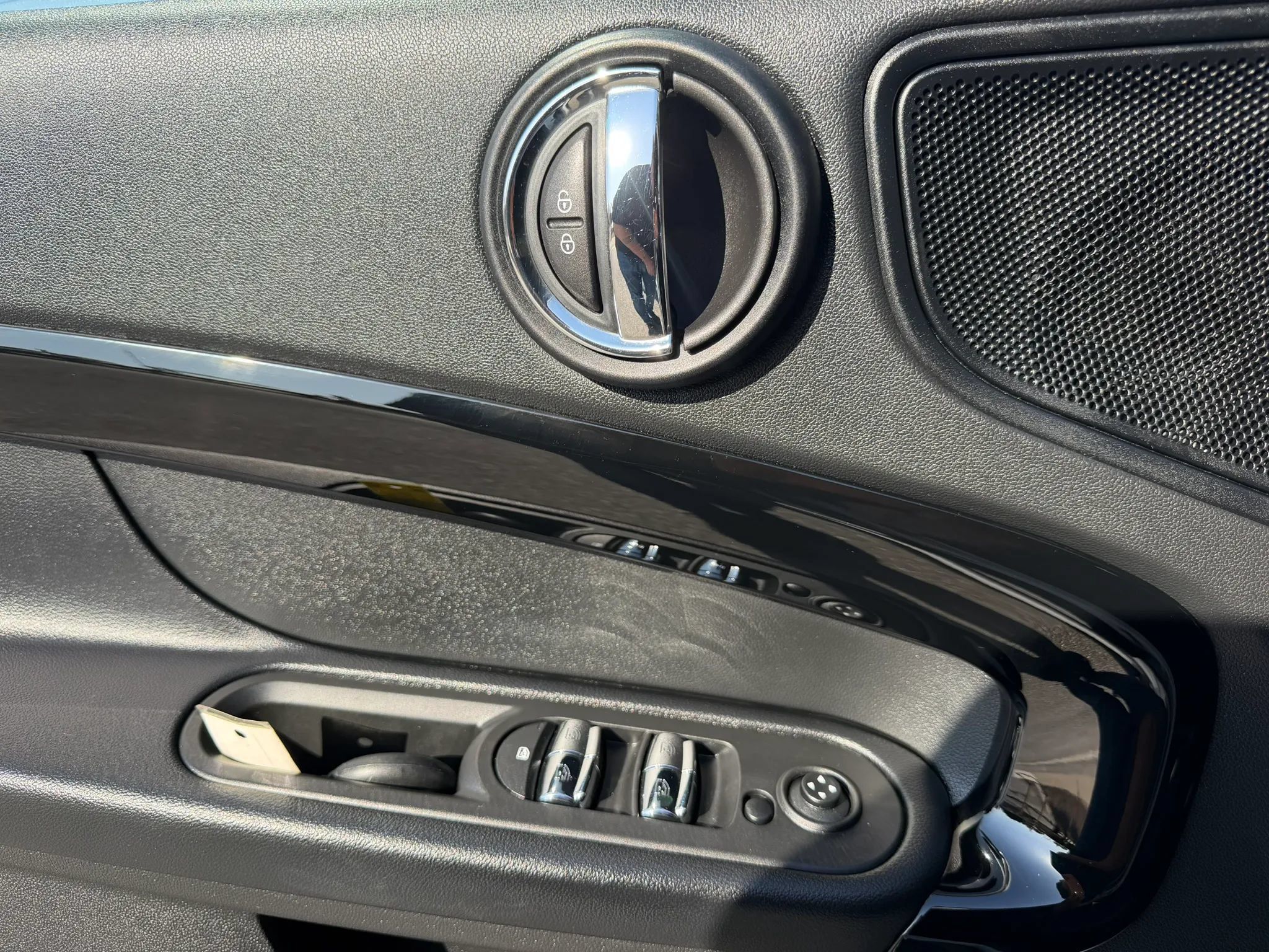 Used 2019 MINI Cooper Countryman S w/ Storage Package FWD image 12