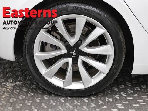 Used 2019 Tesla Model 3 Standard Range RWD image 23