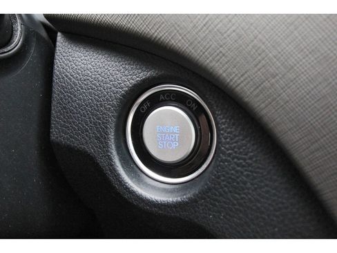 Used 2018 Hyundai Santa Fe Sport w/ 2.4L Value Package 02 FWD image 23