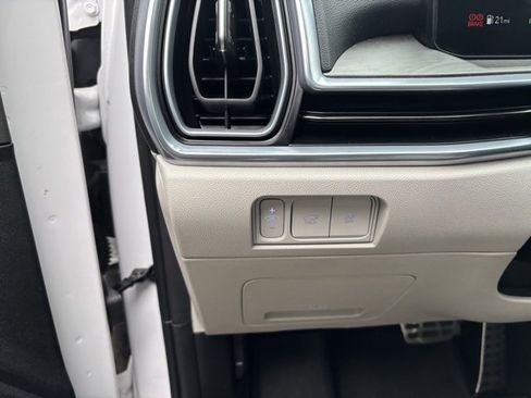 Used 2024 Kia Sorento SX image 26