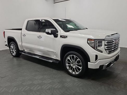 Certified 2024 GMC Sierra 1500 Denali w/ Technology Package AWD/4WD image 3