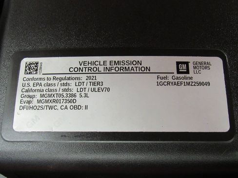 Used 2021 Chevrolet Silverado 1500 W/T w/ Z71 Off-Road Package AWD/4WD image 35