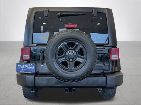 Used 2016 Jeep Wrangler Unlimited Sport w/ Max Tow Package AWD/4WD image 8