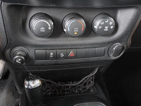 Used 2012 Jeep Wrangler Unlimited Sport w/ Connectivity Group AWD/4WD image 16