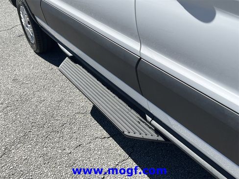 Used 2024 Ford Transit 350 XLT image 31