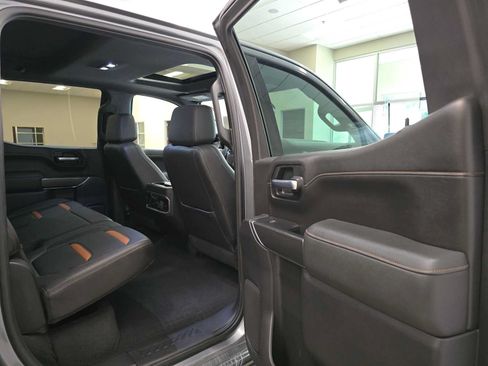 Used 2021 GMC Sierra 1500 AT4 w/ AT4 Premium Package AWD/4WD image 27