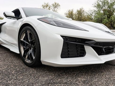 Used 2026 Chevrolet Corvette Z06 w/ Stealth Interior Trim Package RWD image 67