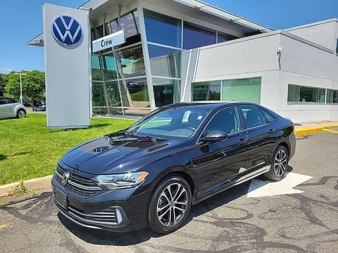 Certified 2024 Volkswagen Jetta Sport FWD image 1