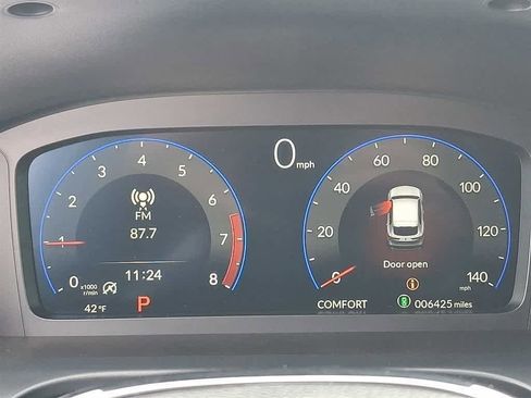 Certified 2025 Acura ADX A-Spec image 21