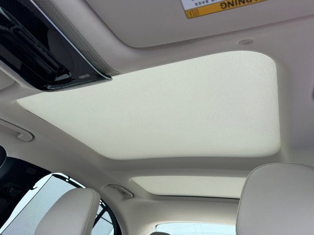 Used 2024 Mercedes-Benz E 350 4MATIC Sedan image 23