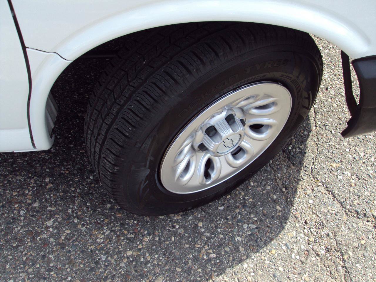Used 2014 Chevrolet Express 1500 AWD image 28