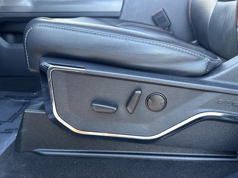 Used 2024 Ford F250 Lariat image 22