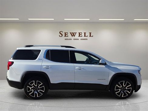Used 2022 GMC Acadia SLT w/ Technology Package image 5