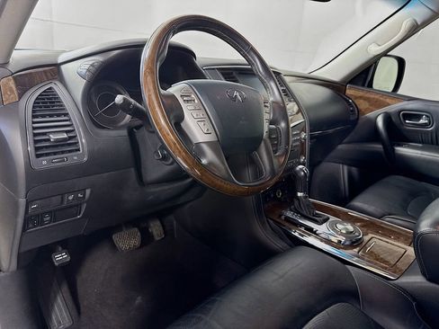 Used 2017 INFINITI QX80 2WD w/ Driver Assistance Package image 9