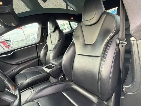 Used 2018 Tesla Model S 100D AWD/4WD image 11