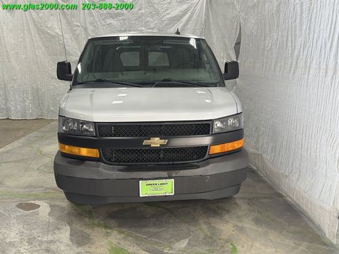 Used 2019 Chevrolet Express 2500 LS w/ Driver Convenience Package RWD image 19