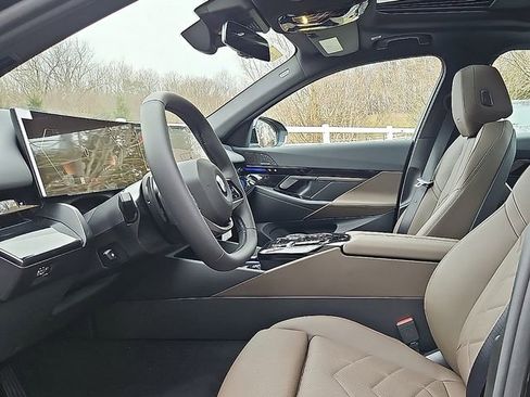 New 2026 BMW 530i xDrive AWD/4WD image 16