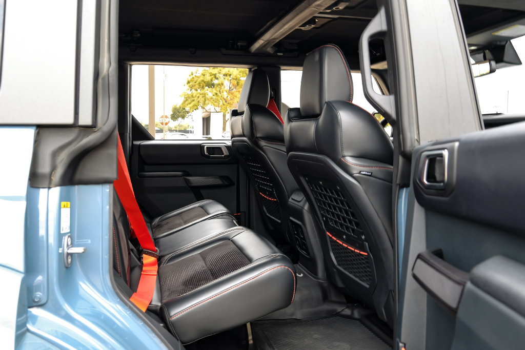 Used 2024 Ford Bronco Raptor w/ Interior Carbon Fiber Pack 6 AWD/4WD image 40