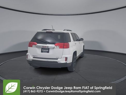 Used 2016 GMC Terrain SLT image 15