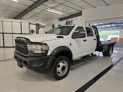 Used 2024 RAM 5500 Tradesman w/ Max Tow Package AWD/4WD image 5