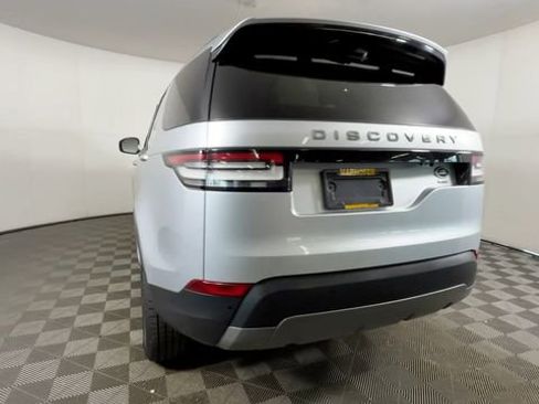 Used 2020 Land Rover Discovery SE AWD/4WD image 6