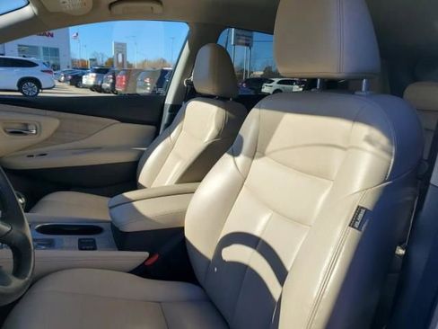 Used 2023 Nissan Murano SV image 22