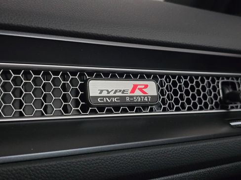 Used 2026 Honda Civic Type R image 31