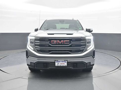 Used 2025 GMC Sierra 1500 SLT AWD/4WD image 3