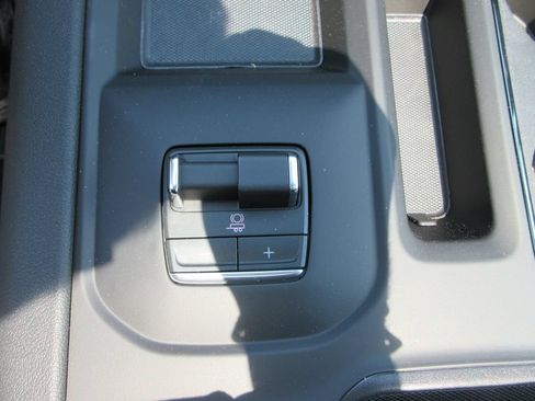 New 2026 GMC Sierra 2500 AT4 w/ AT4 Premium Plus Package AWD/4WD image 21