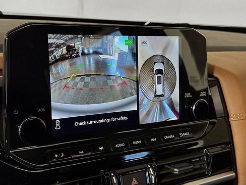 New 2025 Nissan Pathfinder Platinum w/ Cargo Package image 17