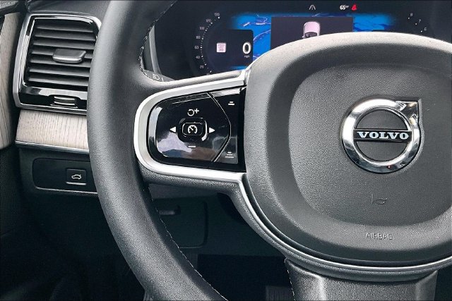 Used 2023 Volvo XC90 B6 Ultimate AWD/4WD image 19