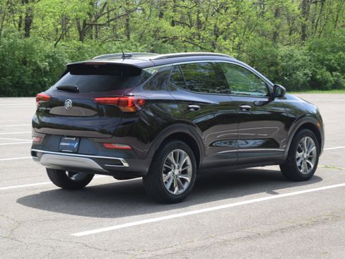 Used 2021 Buick Encore GX Essence w/ Advanced Technology Package AWD/4WD image 27