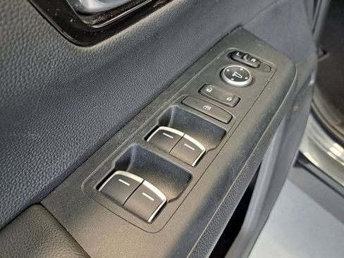 Used 2025 Honda CR-V EX-L image 24