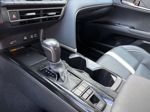 Used 2025 Toyota Camry SE FWD image 20