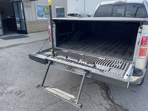 Used 2014 Ford F150 XLT w/ Equipment Group 302A Luxury AWD/4WD image 15