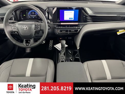 New 2026 Toyota Camry SE image 7
