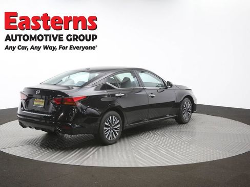 Used 2023 Nissan Altima 2.5 SV w/ SV Premium Package AWD/4WD image 42