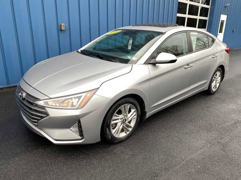 Used 2020 Hyundai Elantra Value Edition w/ Cargo Package (C1) image 2