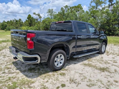 Used 2024 Chevrolet Silverado 1500 LT RWD image 4